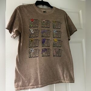 MTV Logo graphic tee